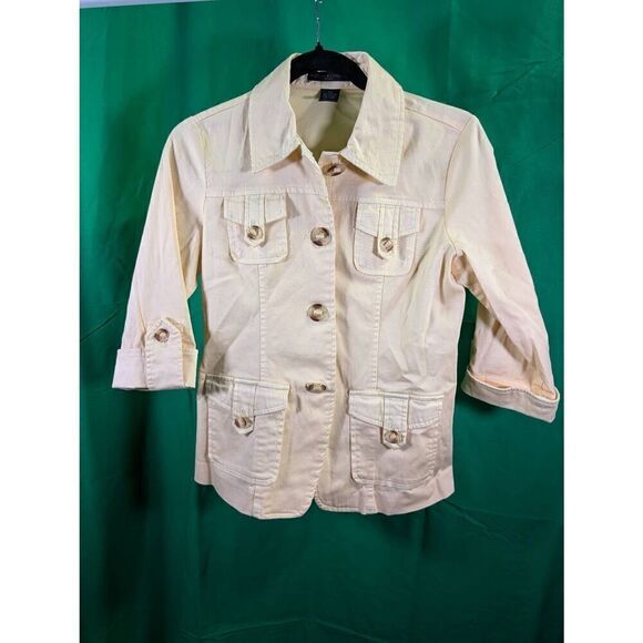 Preswick & Moore Yellow Jacket with Big Buttons Detail Built in Belt  Women's PS - Picture 4 of 6